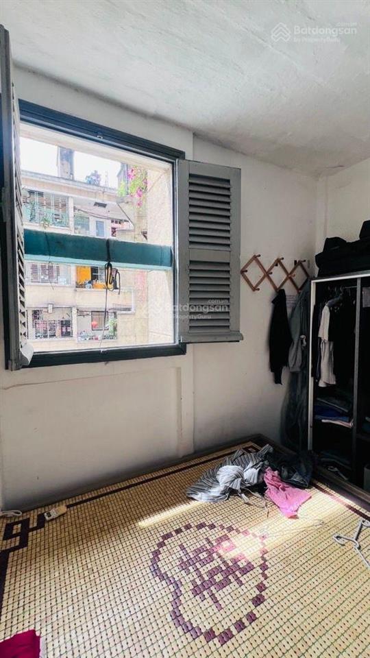 Căn hộ 1 phòng ngủ, tầng 8, ngay trung tâm quận 1, dtsd 35m2, chỉ 3 tỷ 2 (thương lượng)