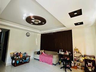 Quận 1, căn hộ 2 phòng ngủ, 60m2, chỉ 4 tỷ 1 (thương lượng)