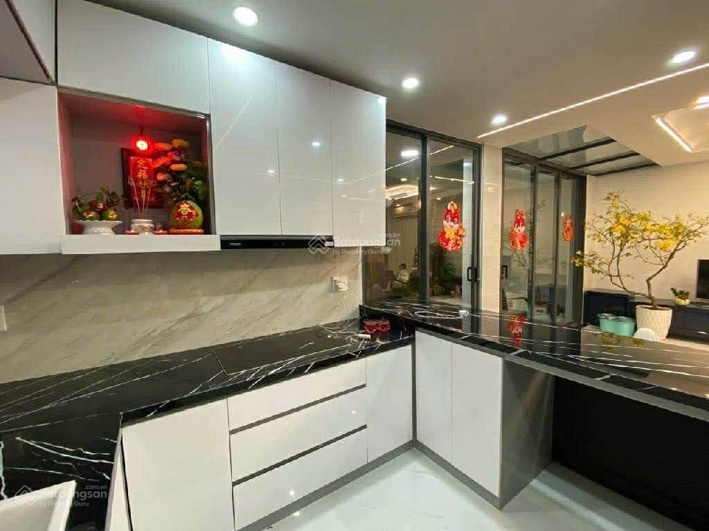 Nhà mới xây, 5 tầng, 86m2, hẻm xe hơi kia, gần cầu vượt cây gõ, quận 6, chỉ 8,5 tỷ