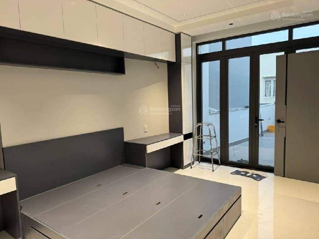 Nhà mới xây, 5 tầng, 86m2, hẻm xe hơi kia, gần cầu vượt cây gõ, quận 6, chỉ 8,5 tỷ