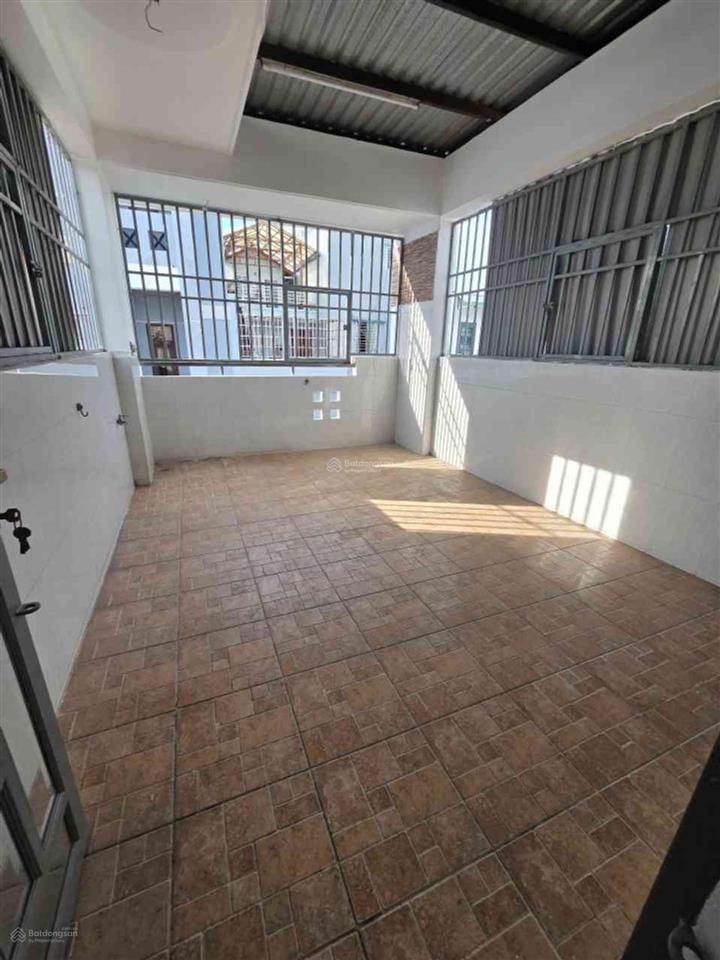 35m2  4 tầng  chỉ 6 tỷ 18  ngay phạm văn chí, 6