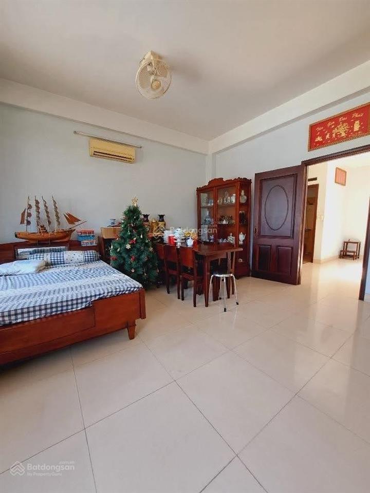 Quận 6  92m2, ngang lớn 6.5m, 4 tầng ở ngay chỉ 11 tỷ 8