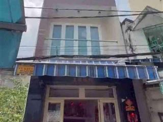 35m2, nhà đẹp 4 tầng ở ngay, hẻm xe hơi, quận 6