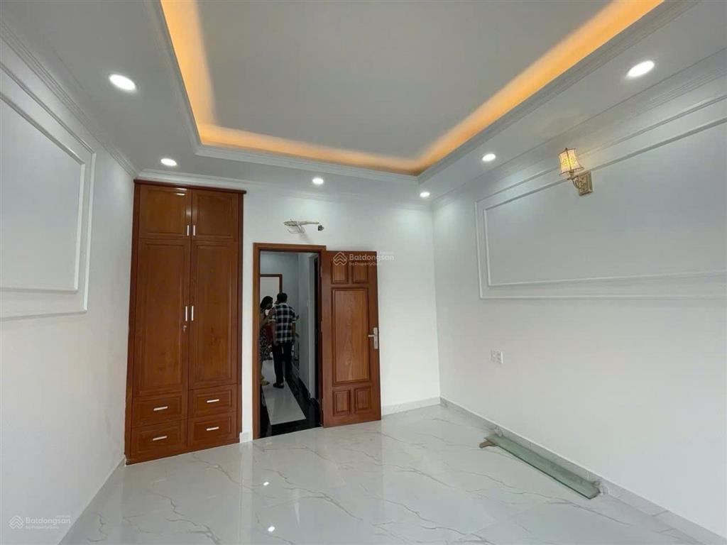 45m2, 6 tầng, thang máy, hẻm 8m thông, thái phiên, quận 11