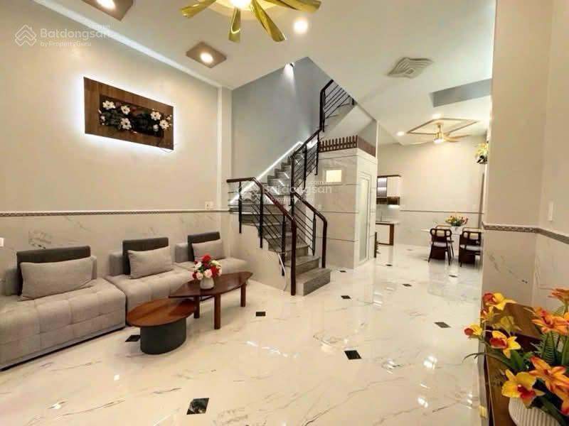 Nhà 4 tầng mới đẹp, hẻm xe tải mai xuân thưởng, quận 6, gần bx chợ lớn