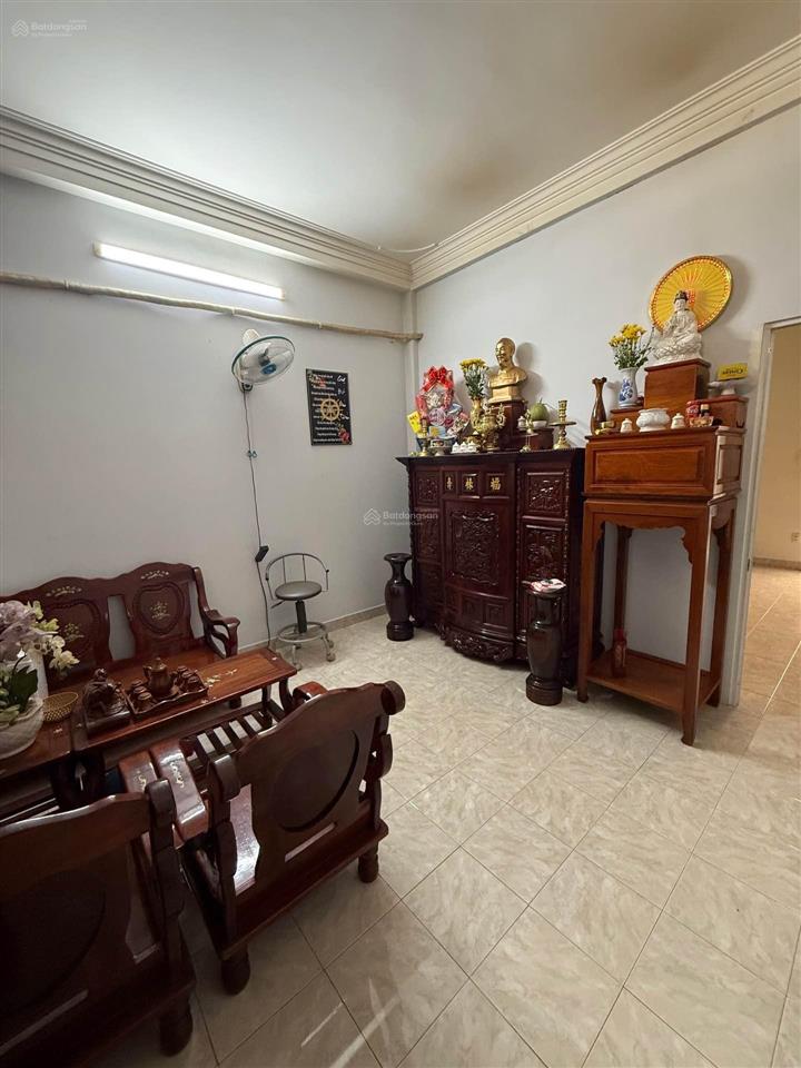 Nhà mặt tiền, mới đẹp, 72m2, 4 tầng, ngay lý chiêu hoàng, quận 6