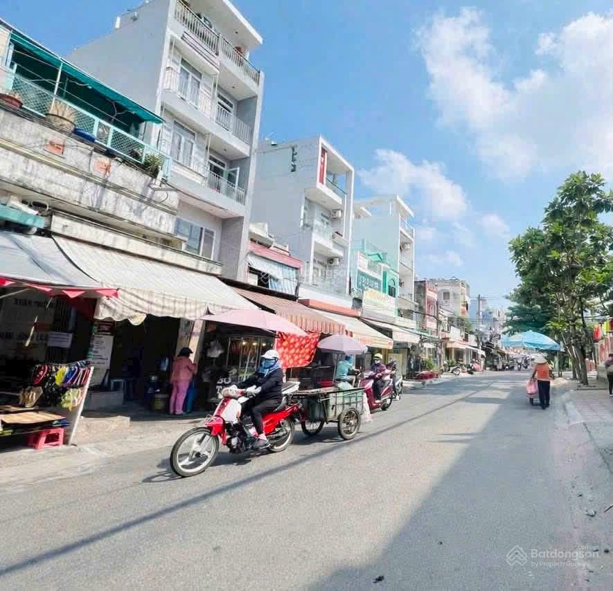 Quận 6, mặt tiền kinh doanh ngay chợ, 67m², 5 tầng, chỉ 8,6 tỷ