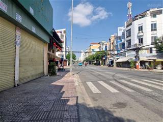 Nhà cũ 2 tầng  232m², mặt tiền đường chợ lớn, khu dân cư bình phú, quận 6