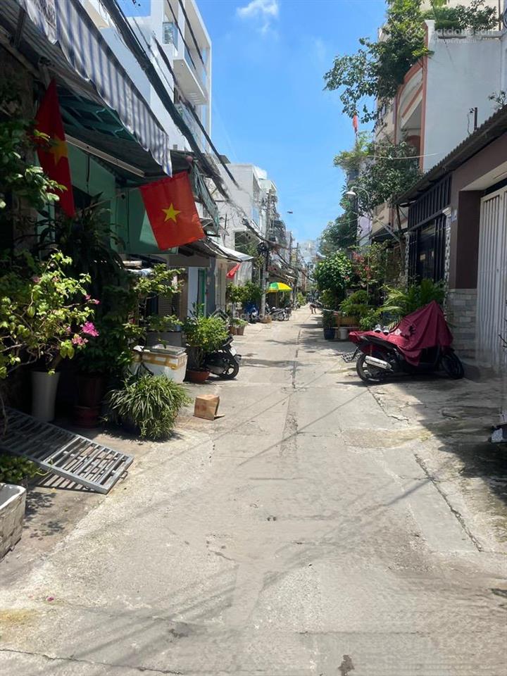 104m2, nhà đẹp, hẻm thông, gần vòng xoay phú lâm, quận 6
