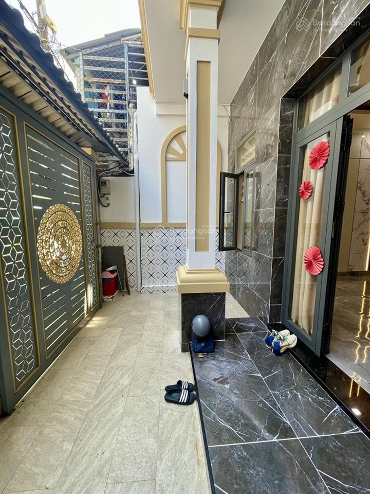 104m2, nhà đẹp, hẻm thông, gần vòng xoay phú lâm, quận 6