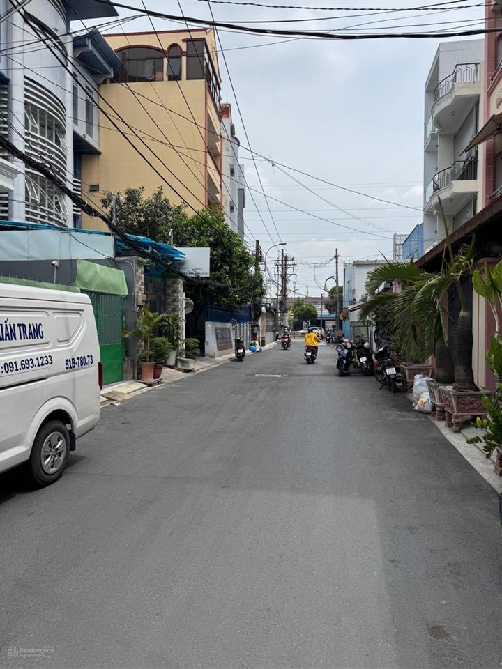 4.6x20m, 3 tầng, hẻm 8m, ngay vòng xoay phú lâm, quận 6
