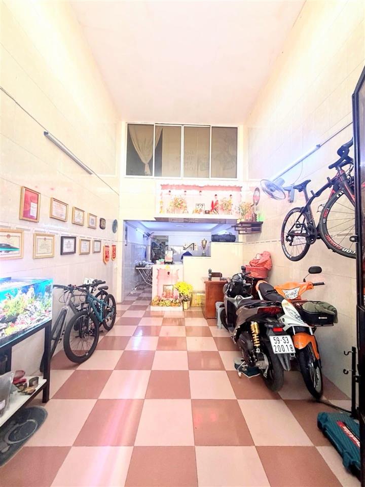 90m2, 3 tầng, đang cho thuê có dòng tiền, ngay hậu giang, nguyễn văn luông, quận 6