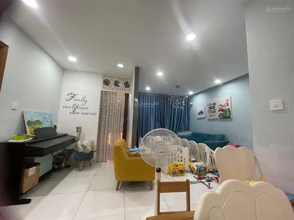 Căn hộ 81m2, 2pn 2wc, chung cư valeo đầm sen, tân phú