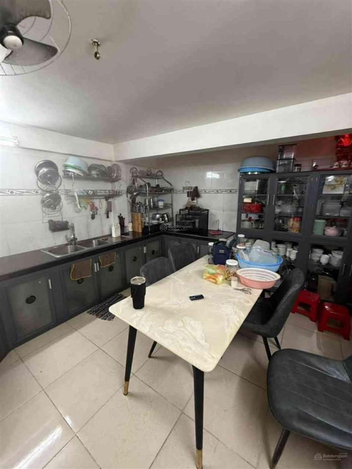 Mặt tiền tân hoà đông, góc thđ  đặng nguyên cẩn, quận 6  ngay chợ phú lâm