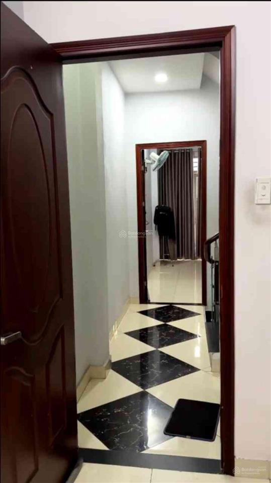 3 tầng full nội thất, xe hơi đỗ cửa, gần vòng xoay phú lâm quận 6, chỉ 5tỷ99