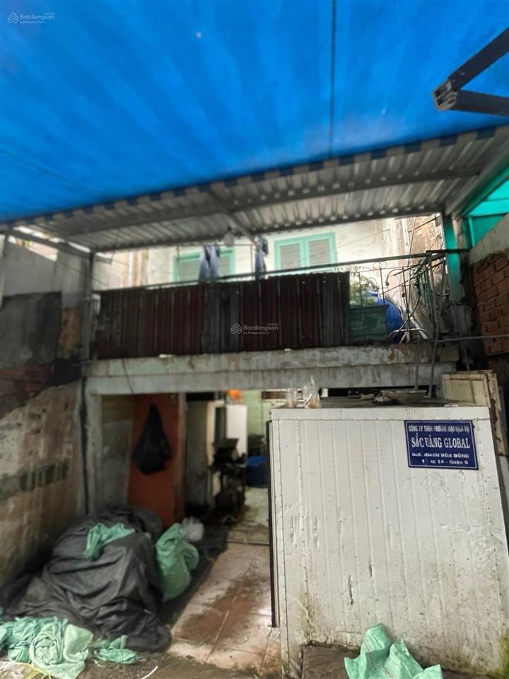 Ngay vòng xoay phú lâm, quận 6  nhà nát 60m2 chỉ 6tỷ5 (thương lượng)