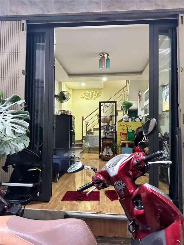 Nhà đẹp, 4 tầng btct, gần cầu hậu giang, quận 6  chỉ nhỉnh 4đ