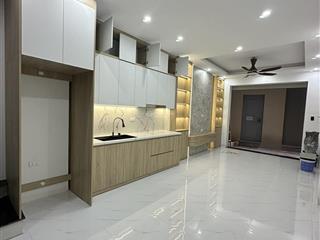 Nhà thang máy, phân lô gần ô tô