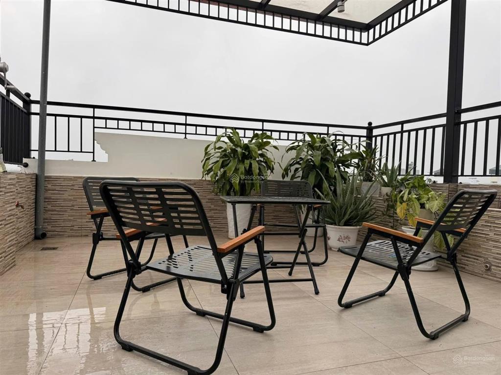 Nhà tây mỗ dt 50m 5 tầng thang máy full nội thất