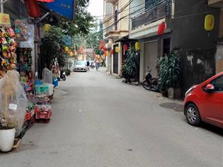 Bán đất đại mỗ tặng nhà cũ còn chắc chắn, ngõ thoáng gần khu đô thị