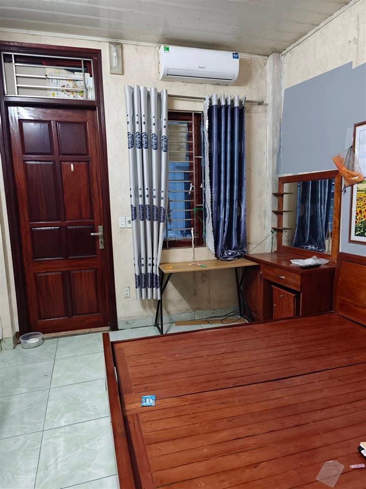 Bán đất đại mỗ tặng nhà cũ còn chắc chắn, ngõ thoáng gần khu đô thị