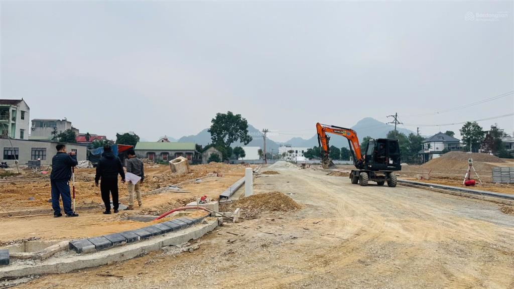 Bán đất chính chủ kinh doanh giá rẻ cực kỳ hấp dẫn