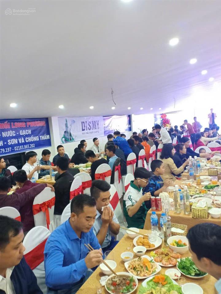 Bán đất tặng nhà hàng sẵn kinh doanh giá cực kỳ hấp dẫn