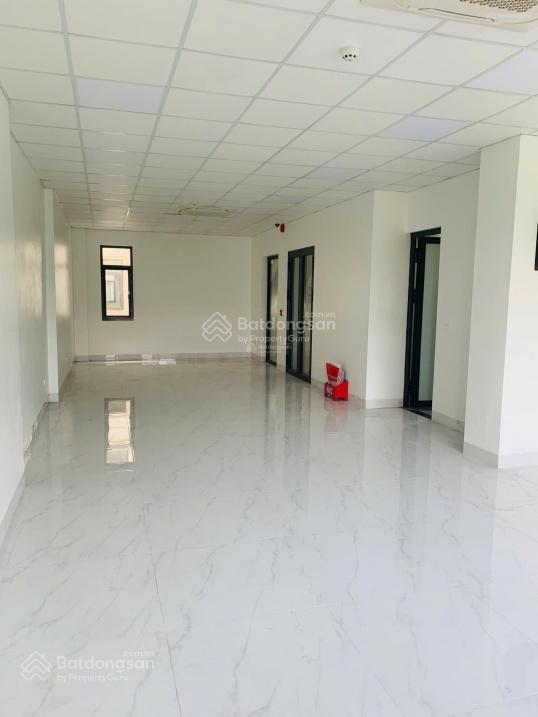 Siêu rẻ quỹ căn nhà cần cho thuê khu him lam vạn phúc hoàn thiện đẹp. không giới hạn mục đích thuê