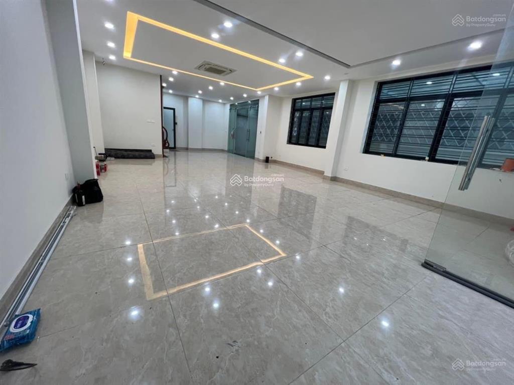 Giá hời  cho thuê biệt thự dương nội nhà hoàn thiện mới. gần aeon mall hà đông