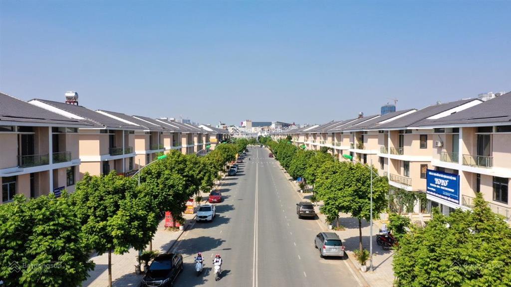 Gấp cần cho thuê quỹ căn biệt thự khu đô thị dương nội  hà đông. không giới hạn mục đích thuê