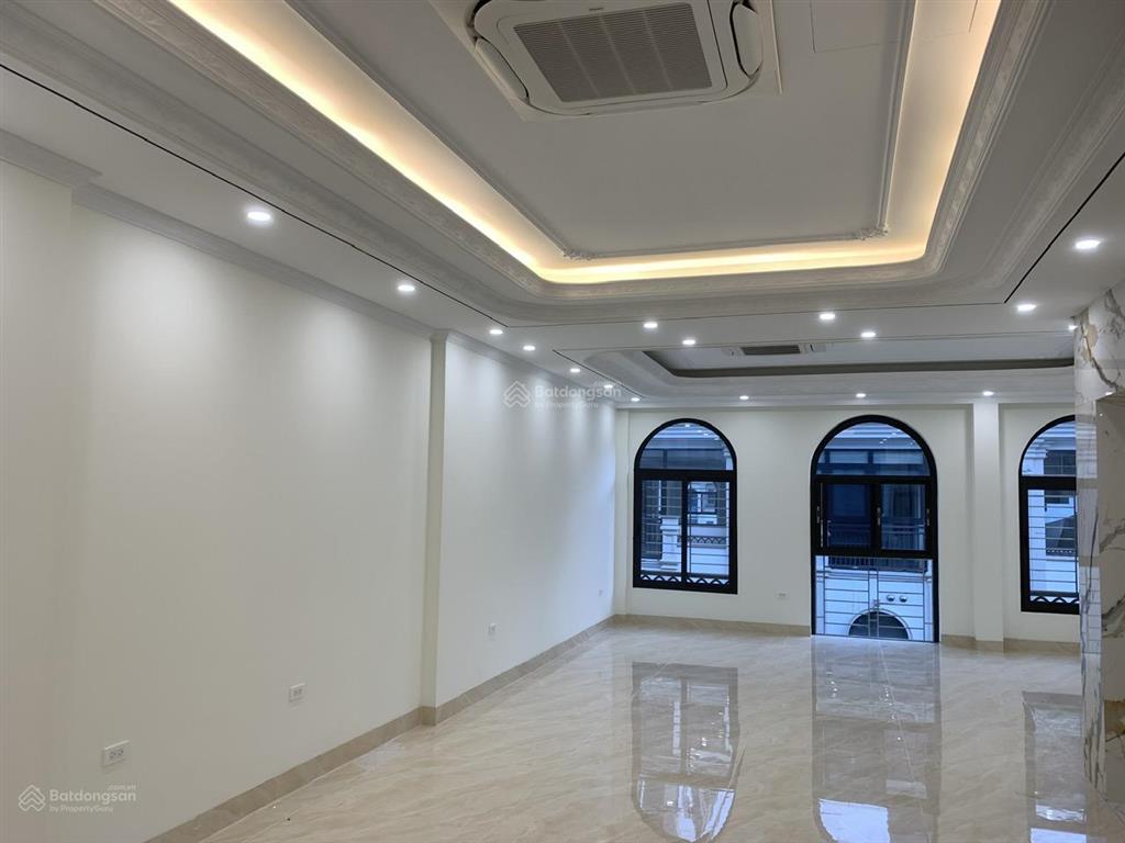 Cần cho thuê nhà khu đô thị him lam, nhà hoàn thiện full điều hòa thang máy