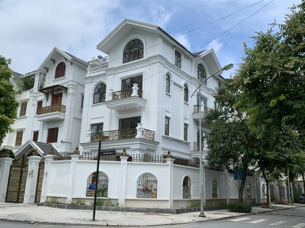 Tôi cần cho thuê biệt thự trong kđt dương nội nhà hoàn thiện đẹp. gần aeomall hà đông