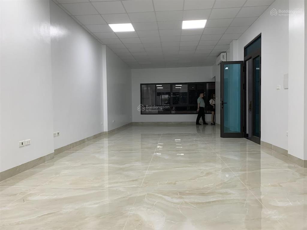 Cho thuê liền kề khu đô thị him lam vạn phúc, nhà hoàn thiện full điều hòa, thang máy