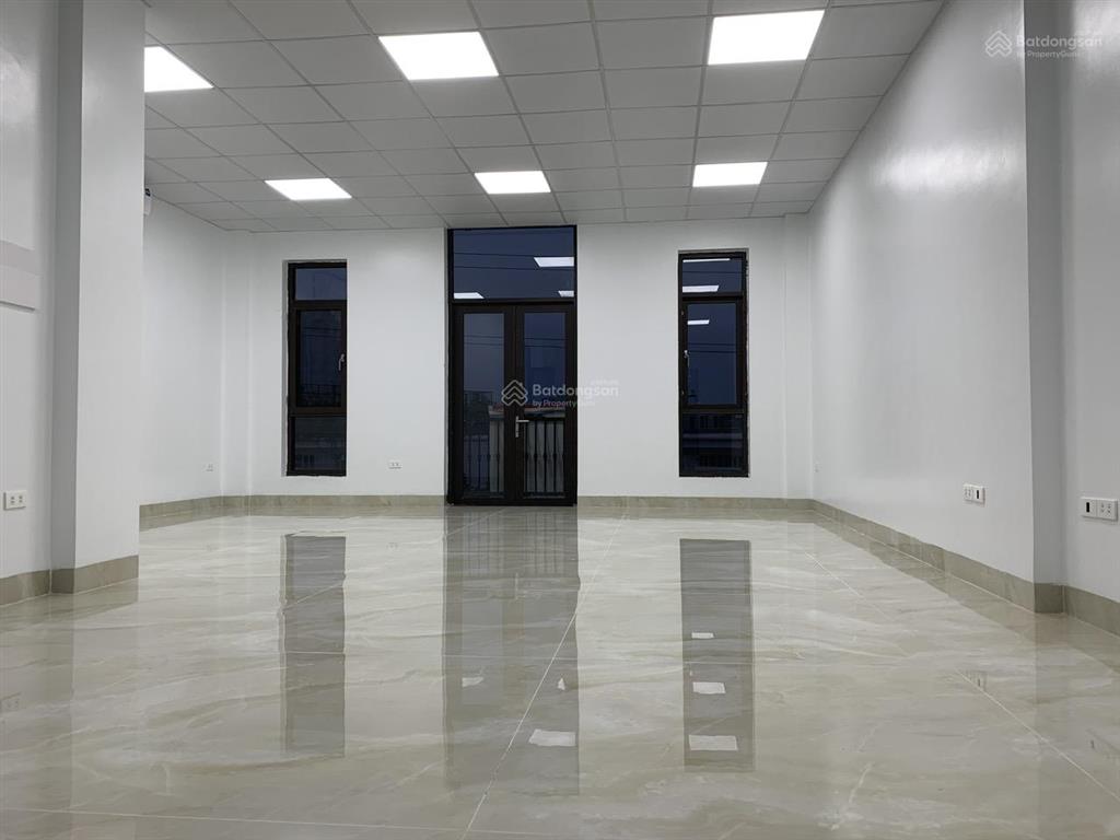 Cho thuê liền kề khu đô thị him lam vạn phúc, nhà hoàn thiện full điều hòa, thang máy