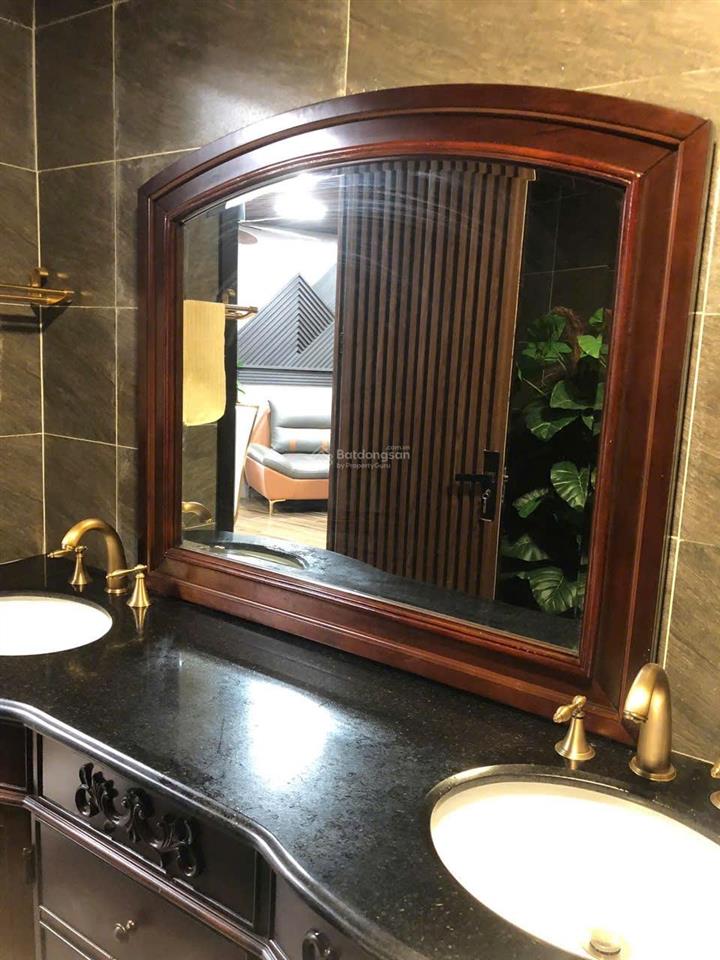 Shophouse 12m x 130m2x9t căn góc nằm ngã 3 trục đường lớn nhất phường kiến hưng hn. đường rộng 99m