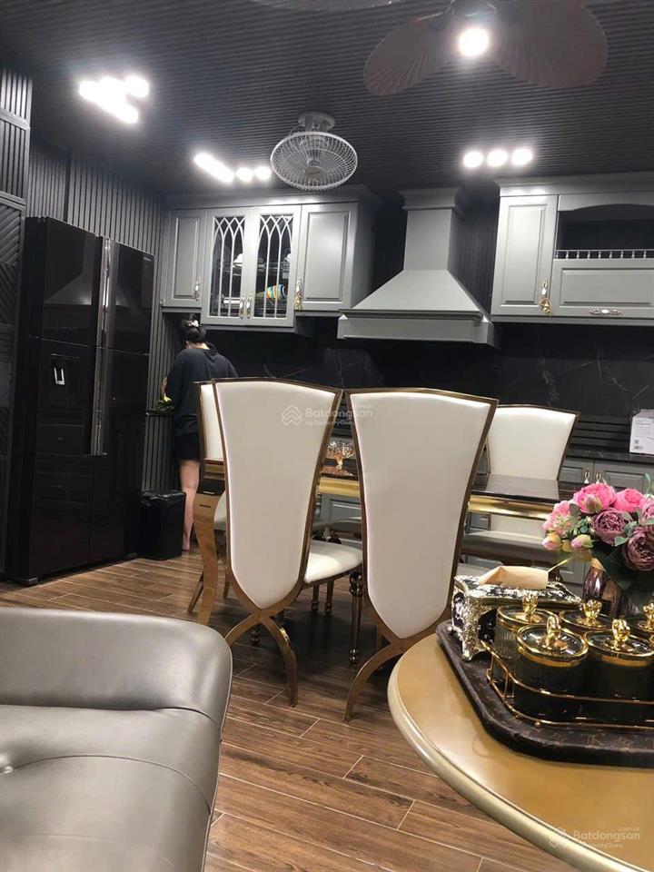 Shophouse 12m x 130m2x9t căn góc nằm ngã 3 trục đường lớn nhất phường kiến hưng hn. đường rộng 99m