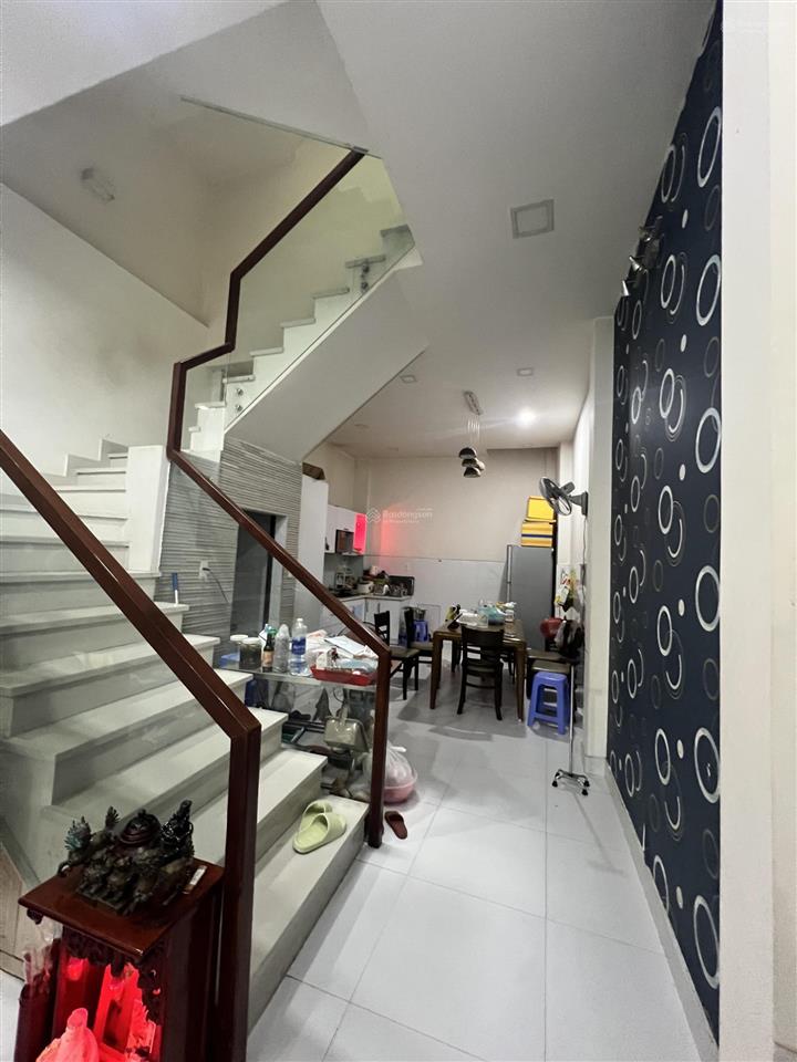 Bán nhà 4 tầng dt 4x14m đường nguyễn duy dương quận 10