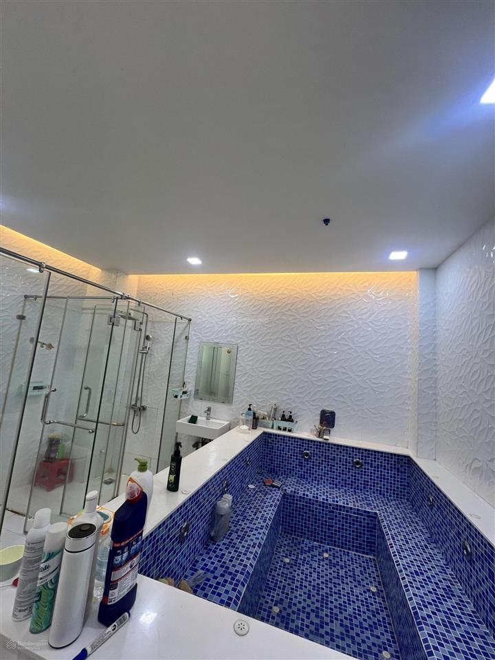 Bán nhà 4 tầng dt 4x14m đường nguyễn duy dương quận 10