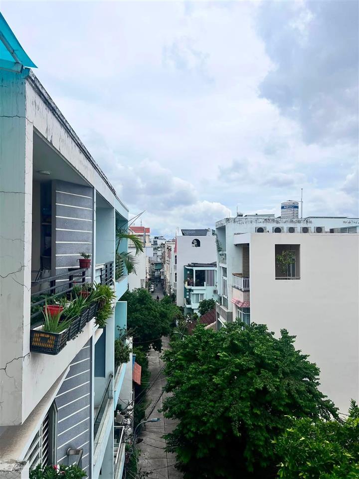 Bán nhà 5 tầng 7pn đường đoàn thị điểm quận phú nhuận hai mặt hẻm ô tô 6m trước, sau thông tứ tung