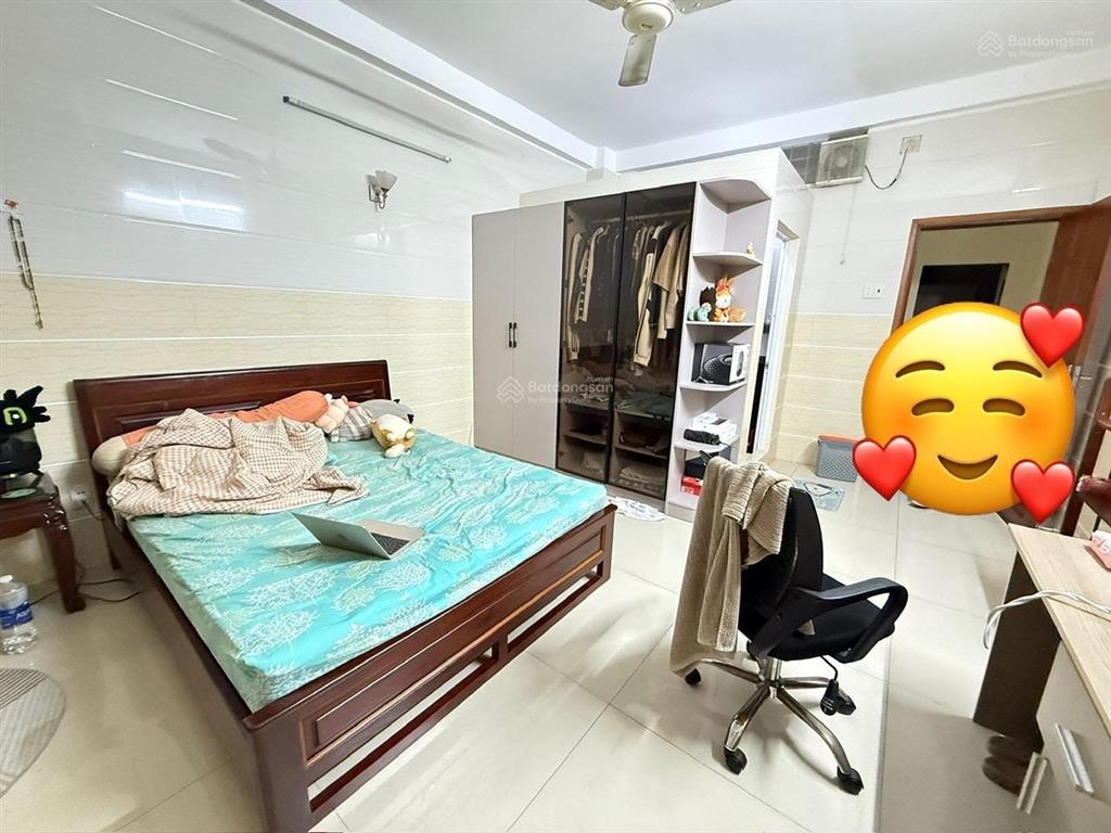Bán nhà 4 tầng dt 4.3x14m phường 8 quận tân bình cách quận 10 chỉ 1km