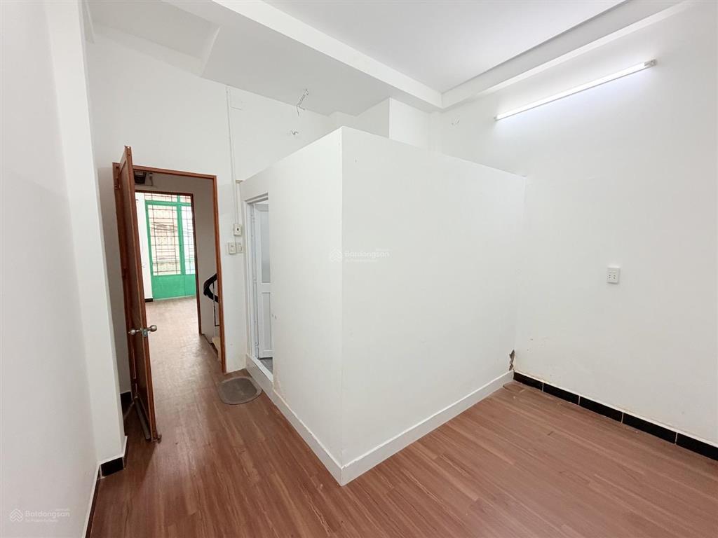 Bán nhà 4 tầng hẻm xe hơi kinh doanh đường lê văn sỹ tân bình