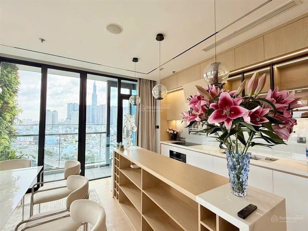 Bán căn hộ 3pn ,100m2 vòng cung view landmark tại vinhomes golden river bason q1 giá chỉ 25 tỷ