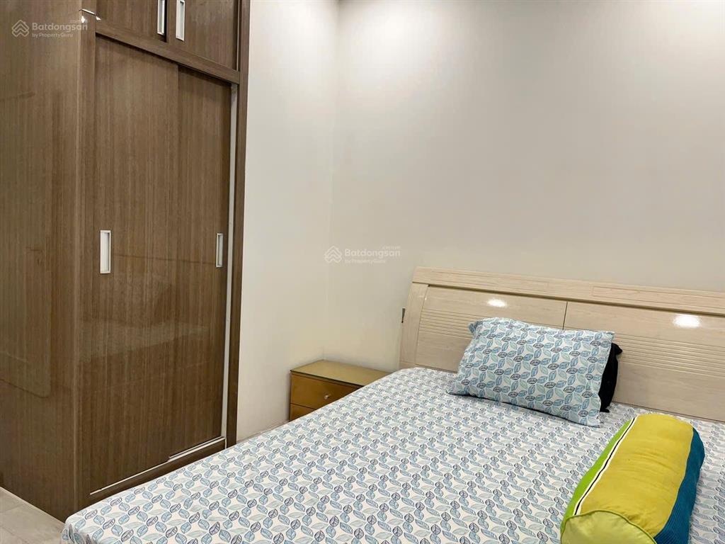 Căn hộ 2pn nội thất hiện đại, siêu sang trọng, view sông và bitexco giá chỉ 24 triệu/th