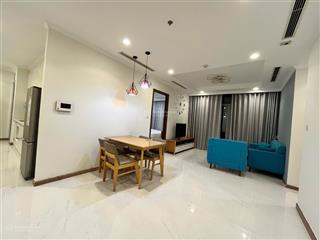 Mình cần cho thuê gấp 2pn diện tích lớn 80m2, giá chỉ 23 tr/tháng tại vinhomes central park