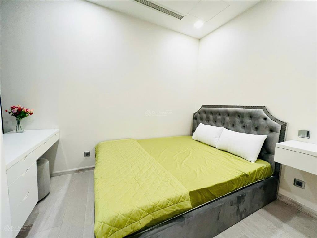 Hàng hiếm tại vinhomes golden river ba son, 26 triệu, 70m2, 2pn, full nội thất