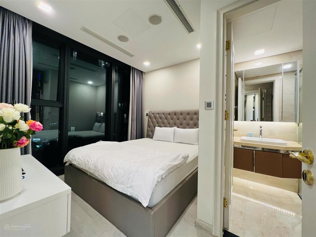 Hàng hiếm tại vinhomes golden river ba son, 26 triệu, 70m2, 2pn, full nội thất