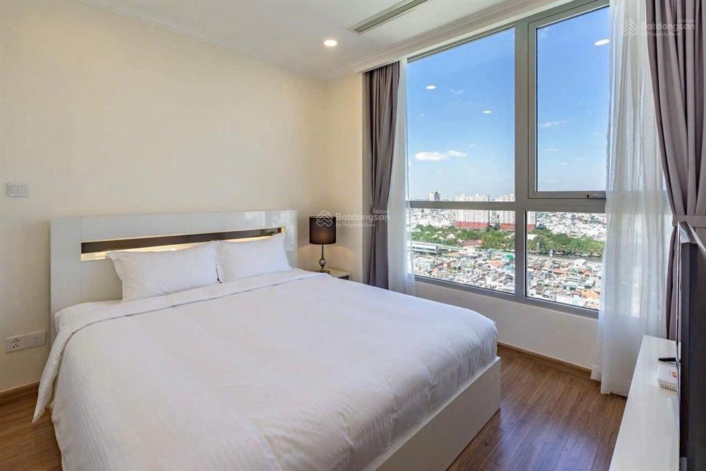 Căn hộ 2pn nội thất hiện đại sang trọng tại landmark view thành phố đẹp về đêm, hướng hoàng hôn