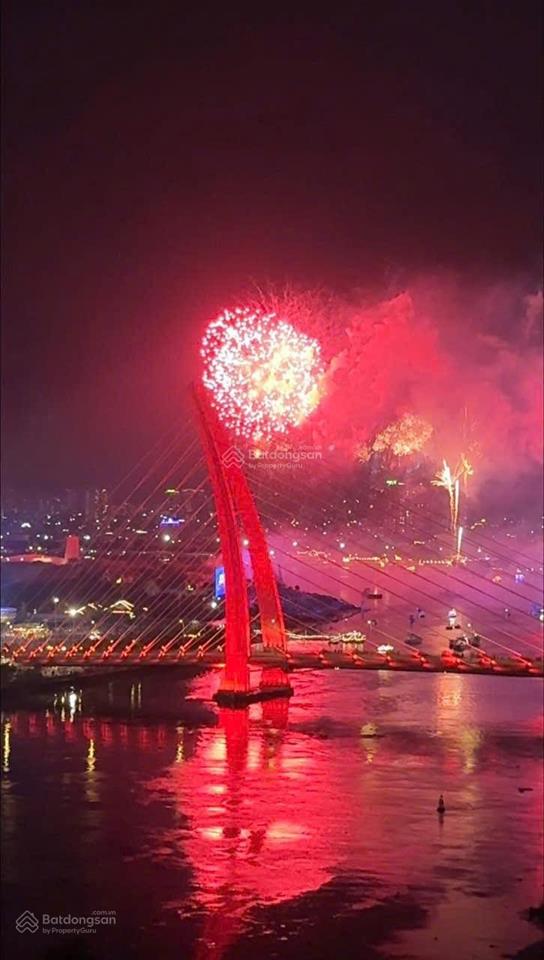 Cực phẩm ba son  view trọn cầu ba son lung linh  1pn full nt giá tốt