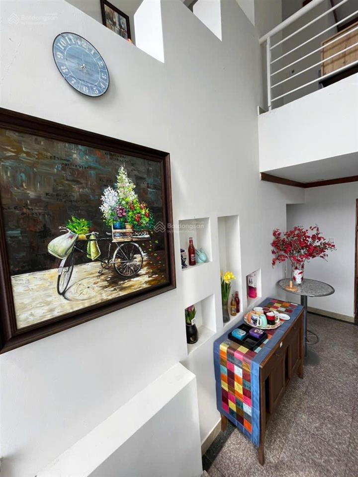 Penthouse 360m2 + sân thượng riêng 121m2| 5pn 5wc | giá chỉ 28 triệu/tháng