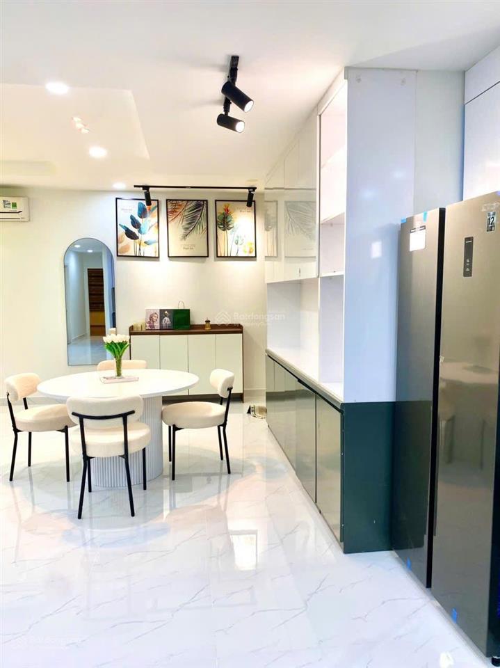 Căn góc 3pn 129m2 phú hoàng anh q7 rộng rãi, full ánh sáng, giá chỉ 16 triệu